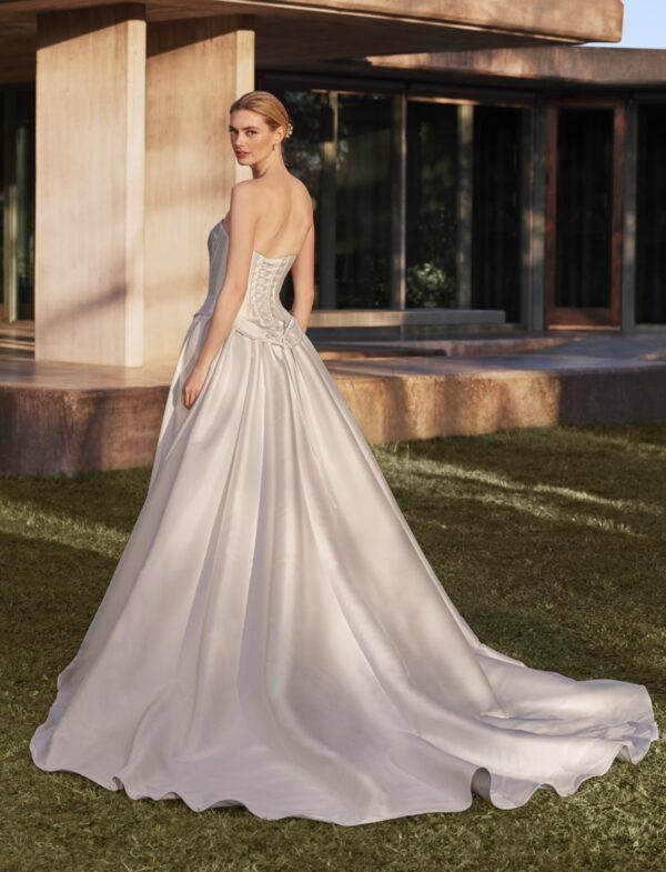 PR126CU1.665 Abito da sposa Pronovias Eisdell 2026