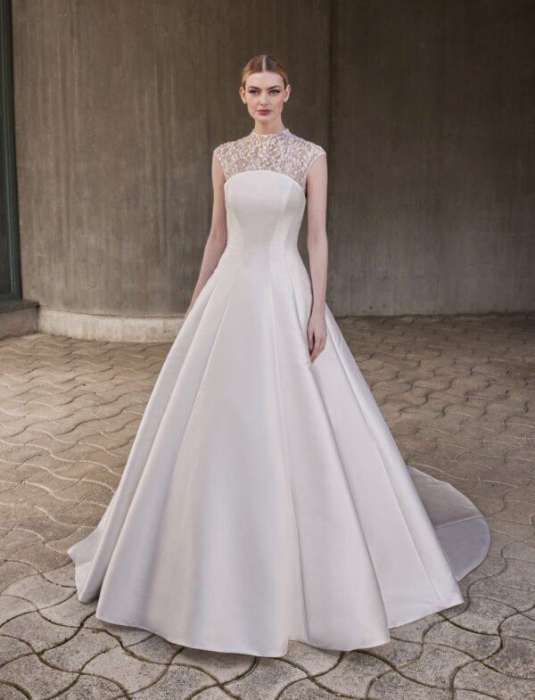 PR126CR1.665 Abito da sposa Pronovias Carlotta 2026