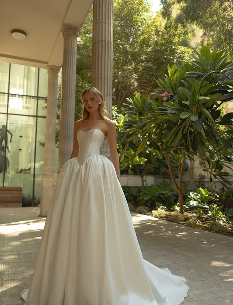 Abito da sposa Muse by Berta 26-133 2026