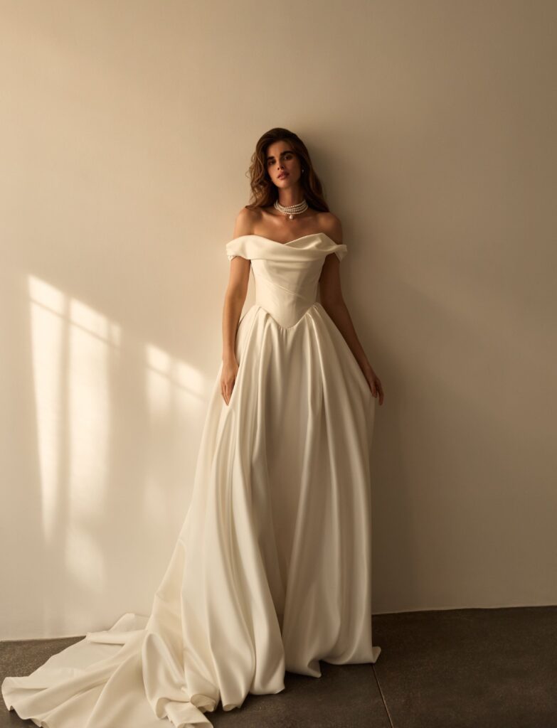 Abito da sposa Milla Nova Set in Momento Grace 2027