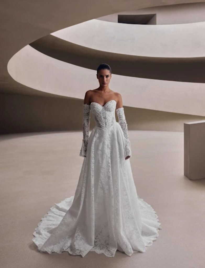 Abito da sposa Milla Nova Prima Forma Calivora 2027