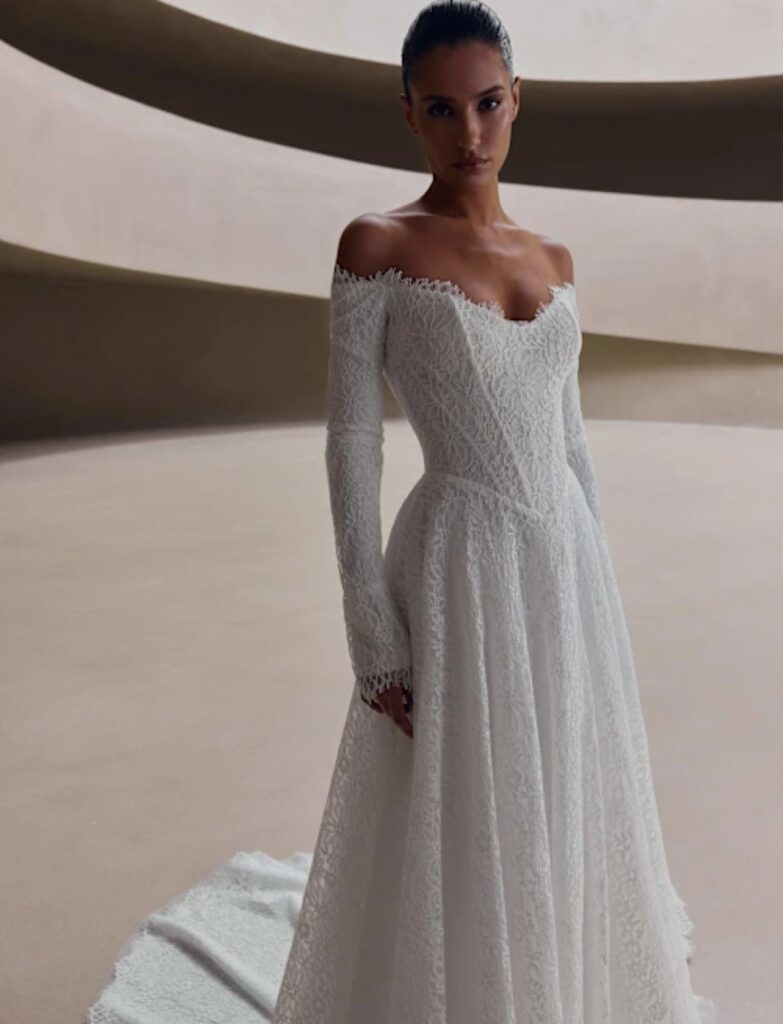 Abito da sposa Milla Nova Prima Forma Olyne 2027